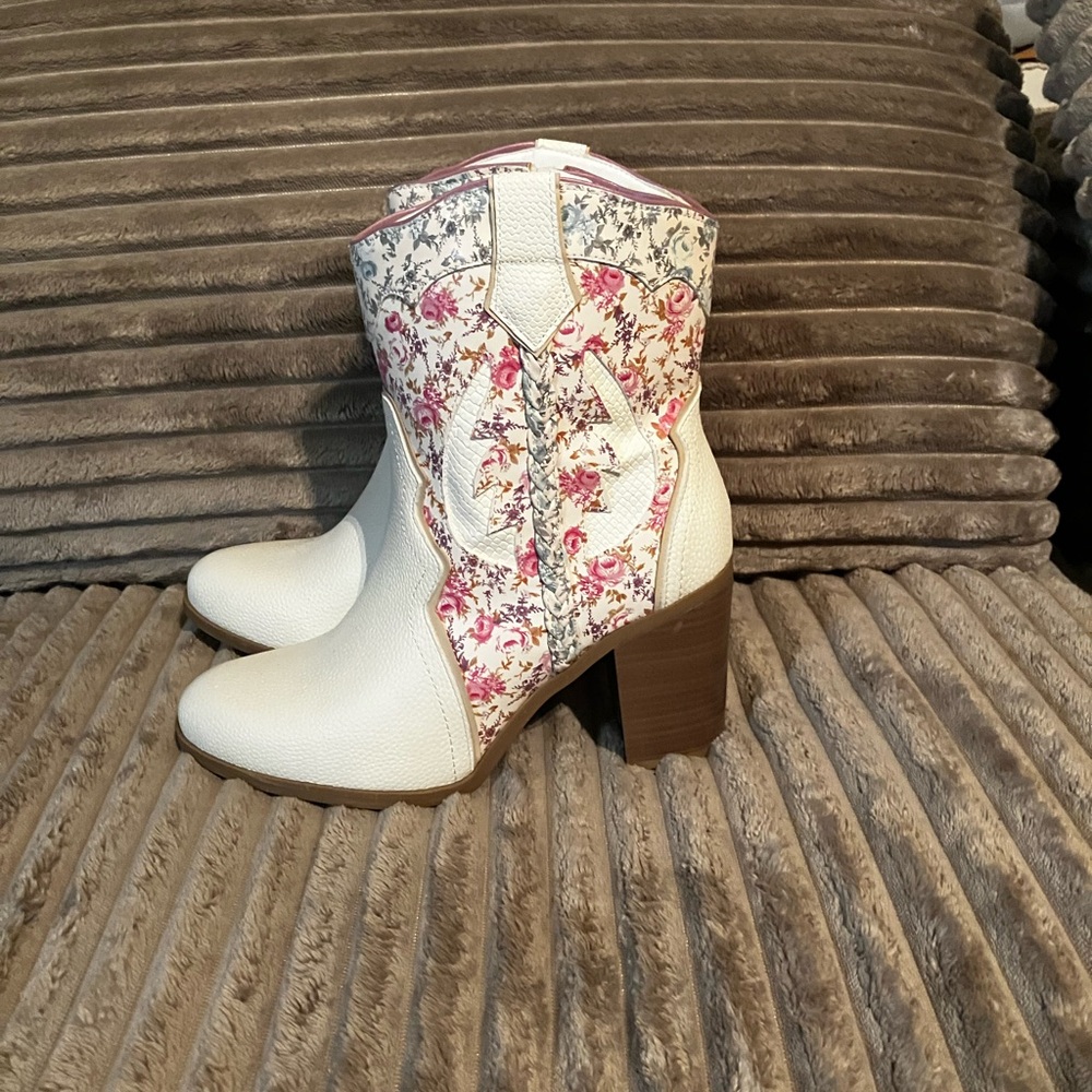 torrid Cream Western Ankle Boots with Pink Floral Panels